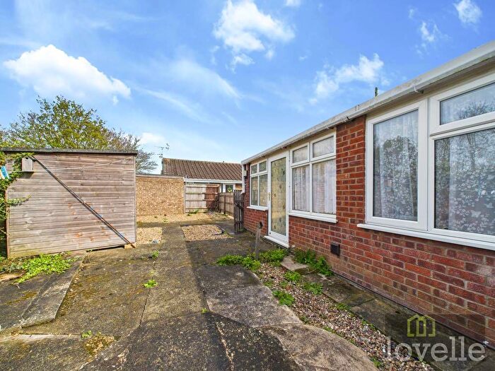 2 Bedroom Bungalow For Sale In Harlequin Drive, Mablethorpe, LN12