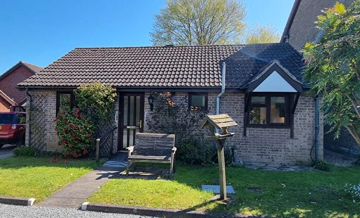 2 Bedroom Detached Bungalow For Sale In London Road, Halesworth, IP19