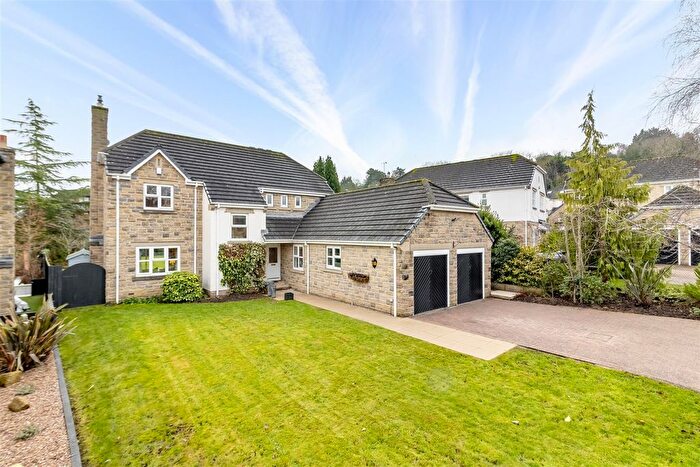 4 Bedroom Detached House For Sale In Swallow Close, Pool In Wharfedale, Otley, LS21