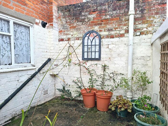 3 Bedroom Terraced House For Sale In Orchard Terrace, Glastonbury, BA6