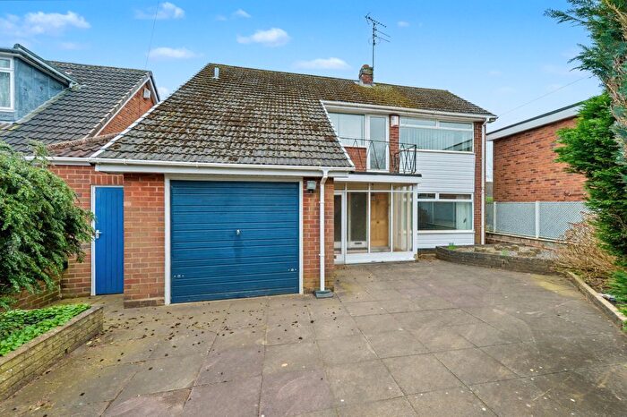 4 Bedroom Property For Sale In Quentin Drive, Dudley, West Midlands, DY1