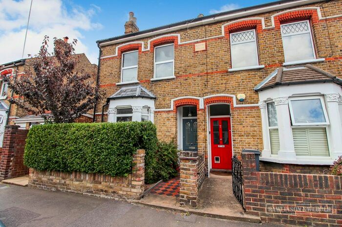 4 Bedroom Semi-Detached House To Rent In St. Georges Road, Feltham, TW13