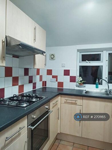 3 Bedroom Terraced House To Rent In Augusta Street, Cardiff, CF24
