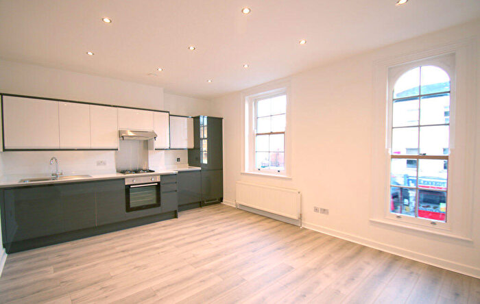 1 Bedroom Flat To Rent In St Pauls Road, Highbury, Islington, N1