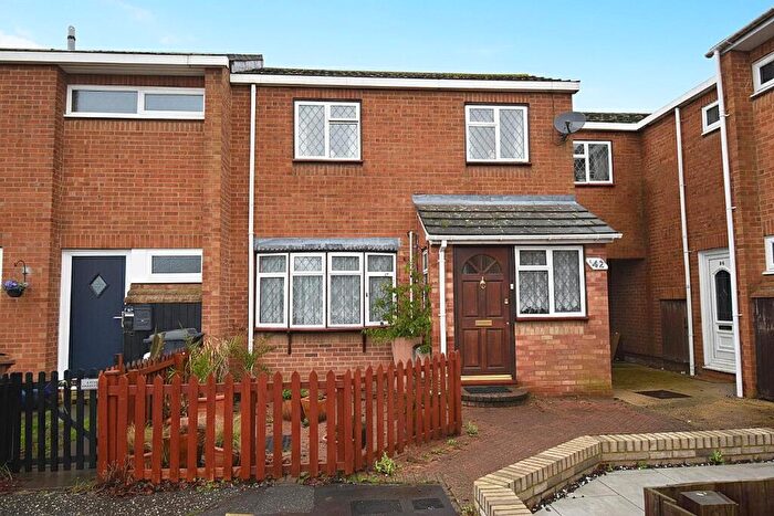 4 Bedroom Terraced House For Sale In Jubilee Rise, Danbury, CM3
