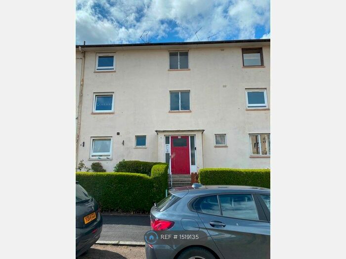 2 Bedroom Flat To Rent In Ivanhoe Crescent, Edinburgh, EH16