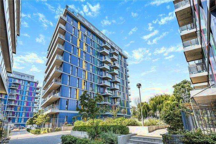 Flat To Rent In Hatton Road, Wembley, HA0