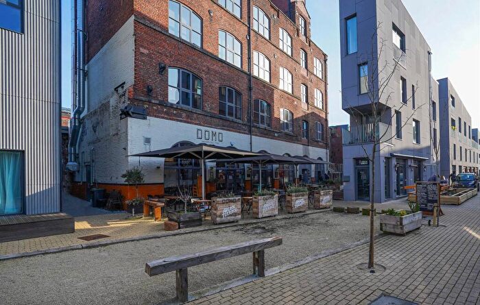 1 Bedroom Apartment For Sale In Apt Cotton Mill, Kelham Island, S3
