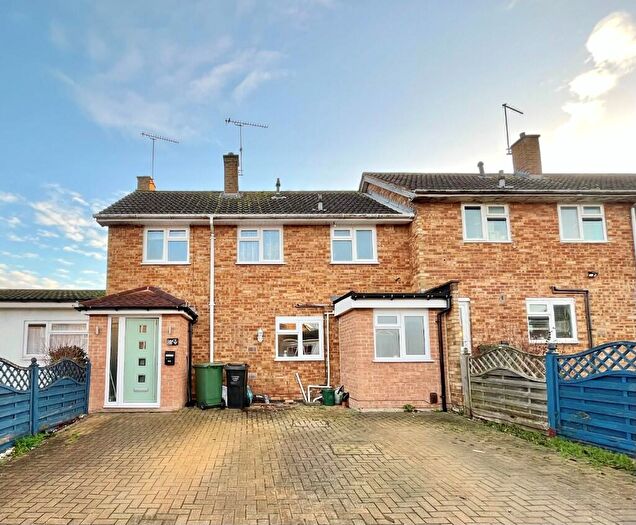 3 Bedroom End Of Terrace House To Rent In Chittock Gate, Basildon, SS14