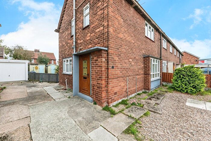 3 Bedroom End Of Terrace House For Sale In Cochrane Street, Selby, YO8