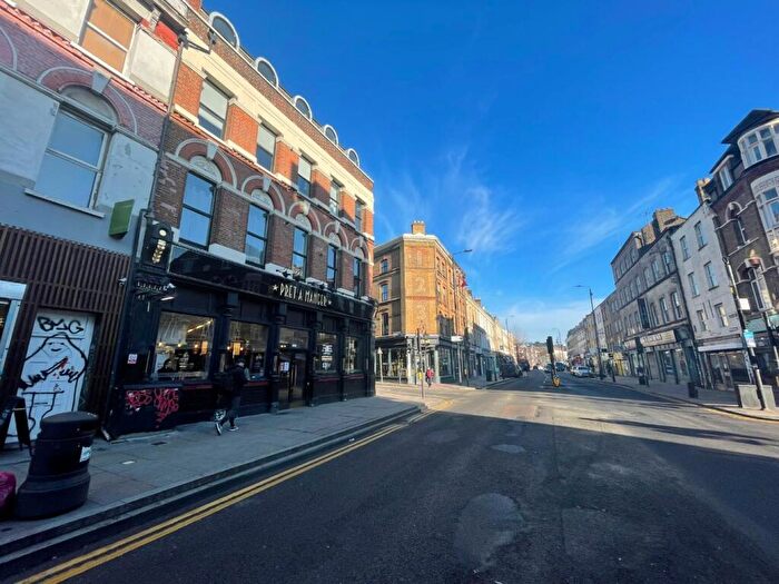 2 Bedroom Apartment To Rent In Brick Lane, Shoreditch, E2