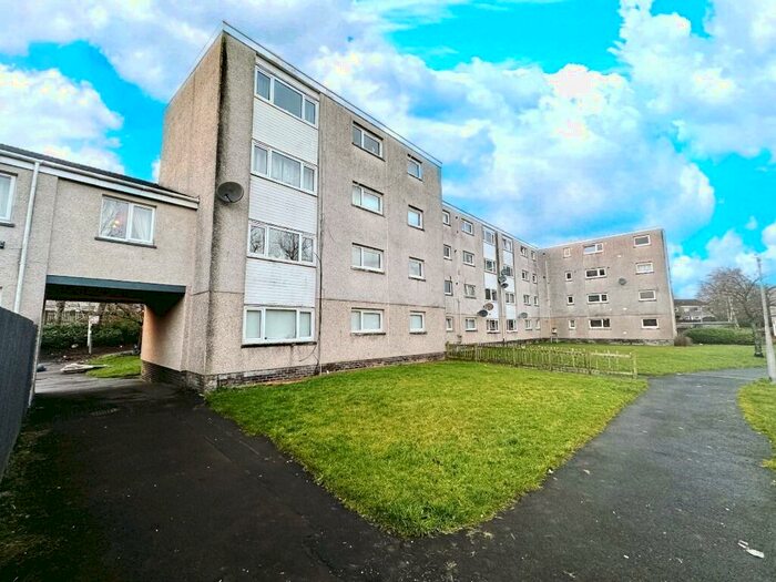 2 Bedroom Flat To Rent In North Berwick Crescent, Greenhills, East Kilbride, G75