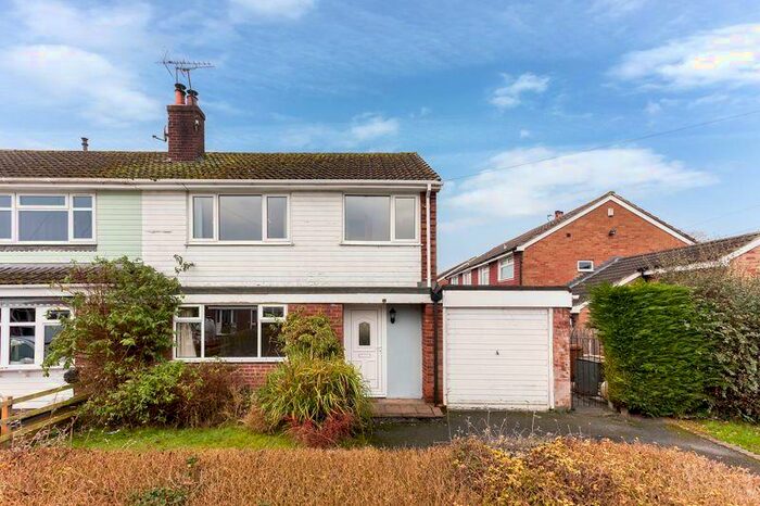 3 Bedroom Semi-Detached House For Sale In Maple Close, Brereton, CW11