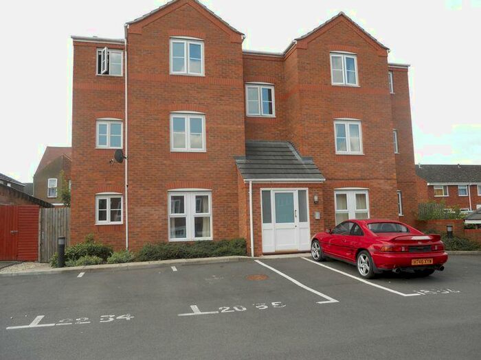 1 Bedroom Flat To Rent In Woodford Close, Nuneaton, CV10
