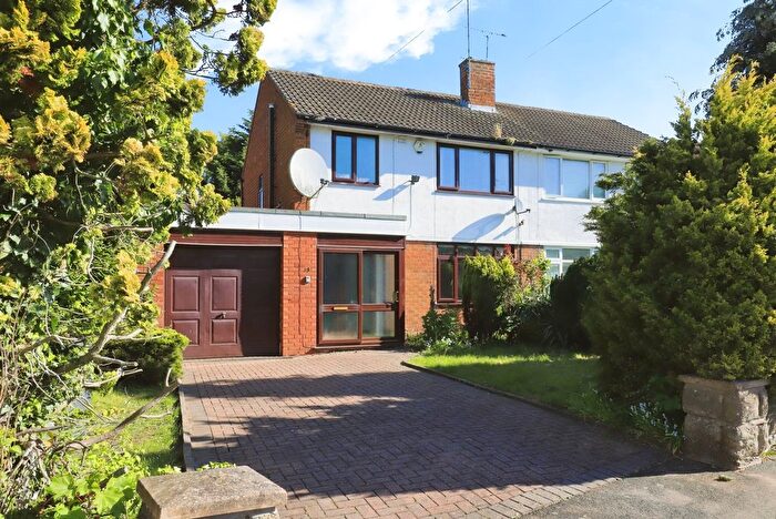 3 Bedroom Semi-Detached House For Sale In Water Mill Close, Wolverhampton, West Midlands, WV10