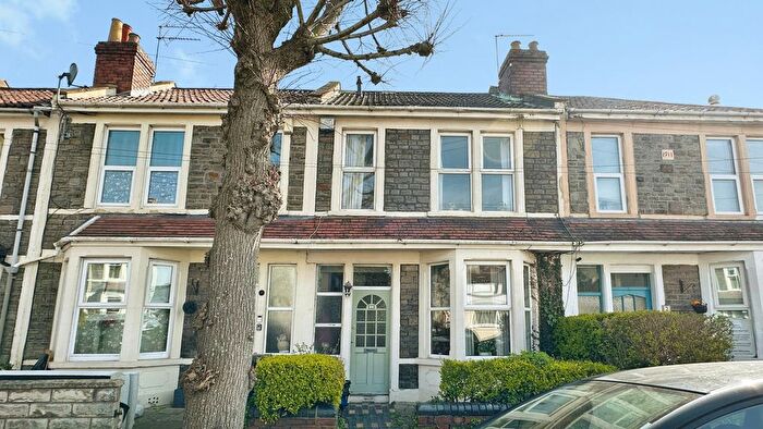 2 Bedroom Property For Sale In Parnall Road, Bristol, BS16