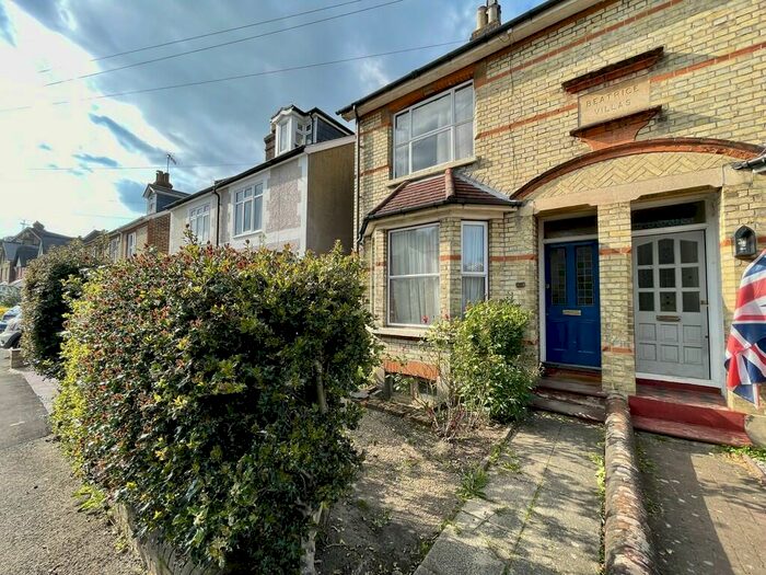 2 Bedroom Semi-Detached House To Rent In Charman Road, RH1