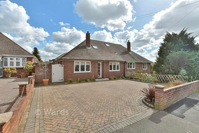 3 Bedroom Semi-Detached Bungalow For Sale In Cavendish Way, Bearsted, Maidstone, Kent, ME15