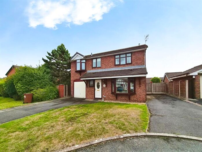 4 Bedroom Detached House For Sale In Bridgemere Close, Sandbach, CW11