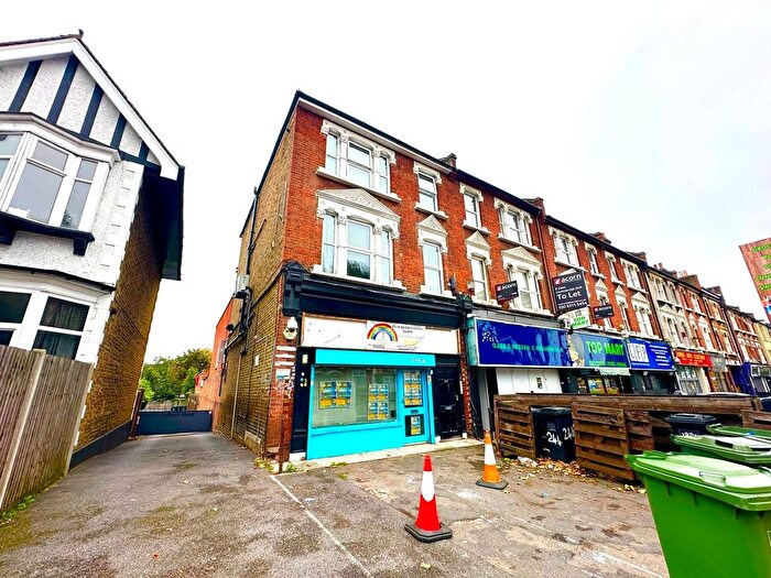 1 Bedroom Flat For Sale In Brownhill Road, Catford, London, SE6