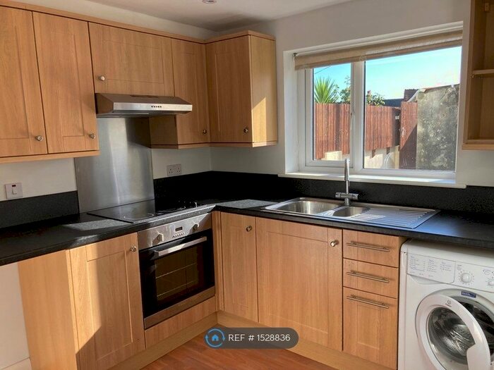 Studio To Rent In Mount Gould Road, Plymouth, PL4