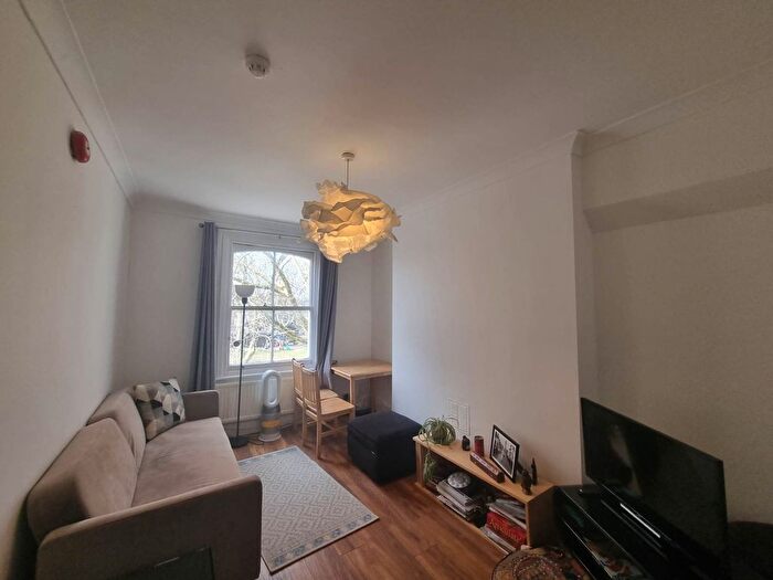 1 Bedroom Flat To Rent In Newington Green, Stoke Newington, N16