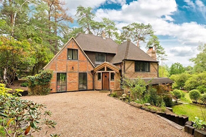 4 Bedroom Detached House To Rent In Dukes Covert, Bagshot, Surrey, GU19