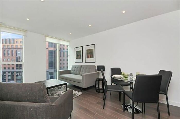 2 Bedroom Apartment To Rent In Saffron Central Square, Croydon, Surrey, CR0