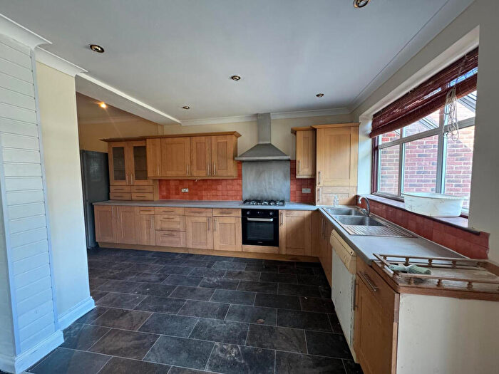 3 Bedroom Terraced House To Rent In Fairholme Road, Ilford, IG1