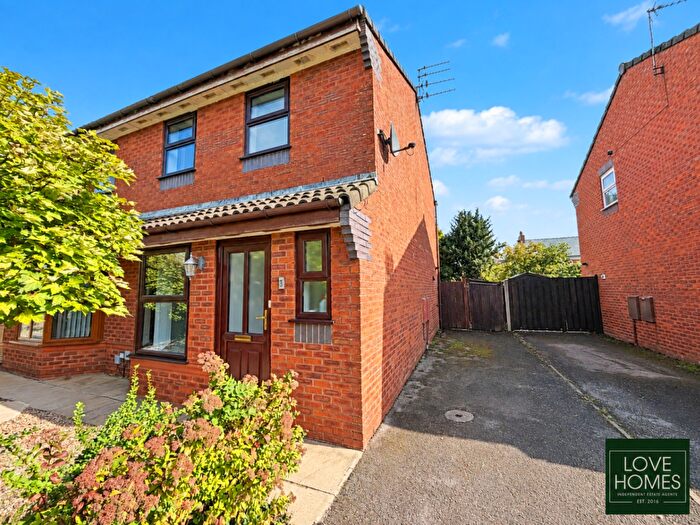 3 Bedroom Semi-Detached House For Sale In Sullom View, Garstang, Preston, PR3