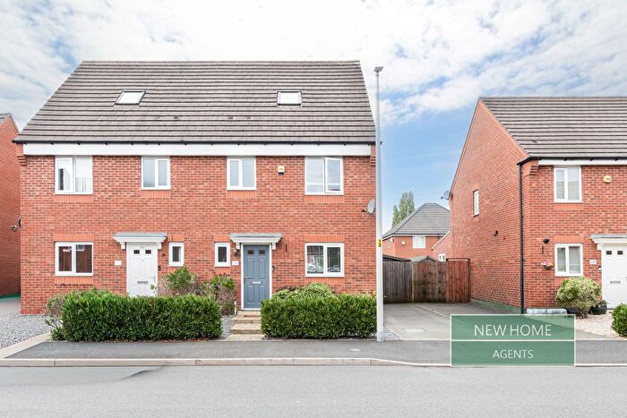 4 Bedroom Semi-Detached House For Sale In Old College Avenue, Oldbury, B68
