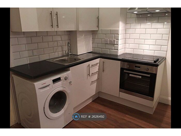 1 Bedroom Flat To Rent In Merton High Street, London, SW19