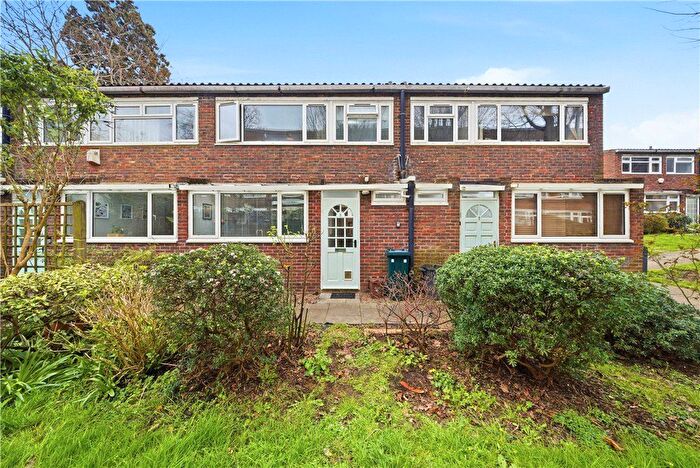 3 Bedroom Terraced House For Sale In Queensmere Road, Wimbledon, SW19