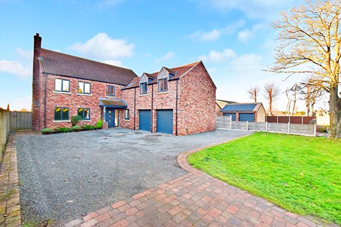 4 Bedroom Detached House For Sale In Abbey Road, Bardney, Lincoln, LN3