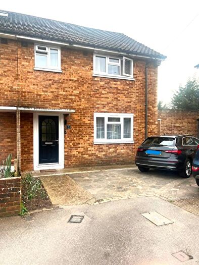 3 Bedroom End Terrace House To Rent In Woking, KT14
