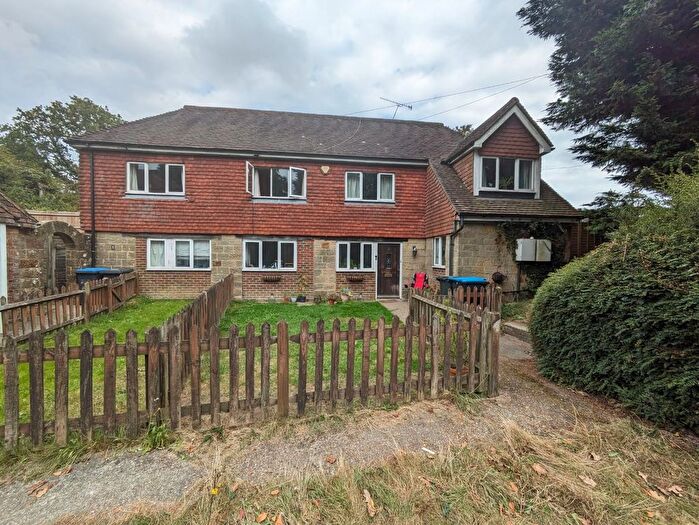 1 Bedroom Terraced House To Rent In Granary Cottages, East Grinstead, RH19