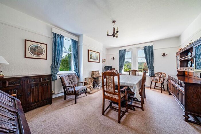 5 Bedroom Farm House For Sale In Main Road, Darley Bridge, DE4