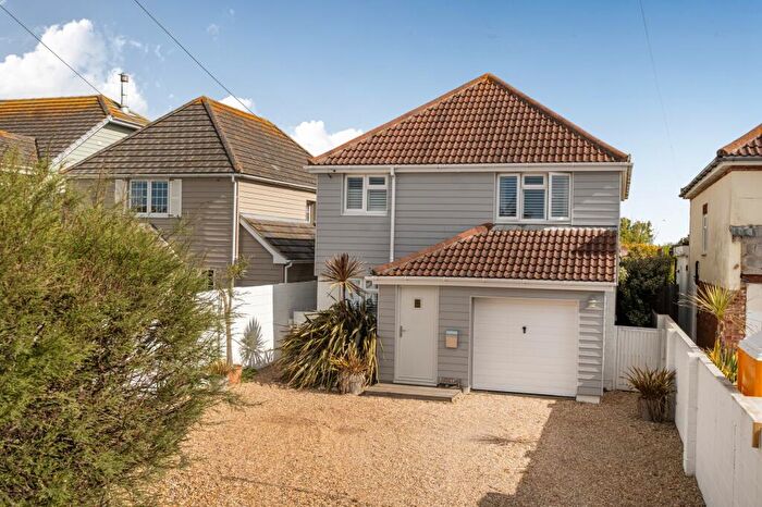 3 Bedroom House For Sale In West Bracklesham Drive, Chichester, PO20