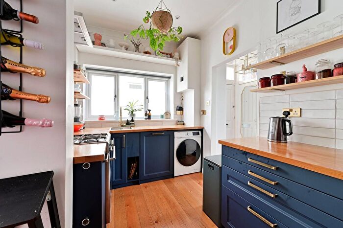 1 Bedroom Maisonette To Rent In Fawe Park Road, Putney, London, SW15