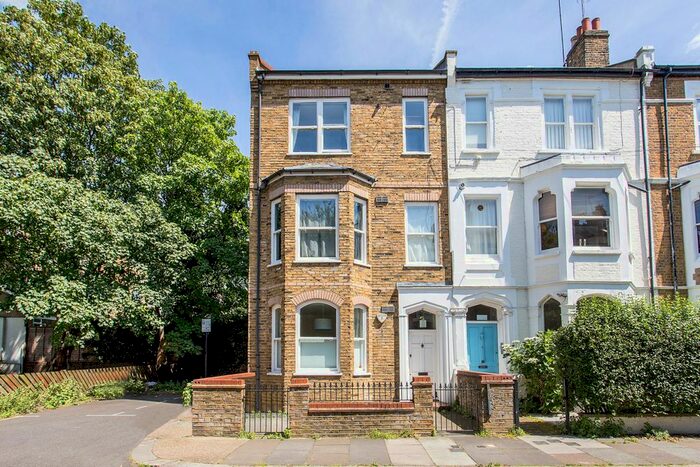 1 Bedroom Flat To Rent In Loris Road, London, W6