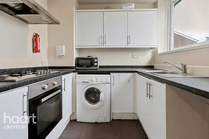 1 Bedroom Flat To Rent In Heathfield Road, Croydon, CR0