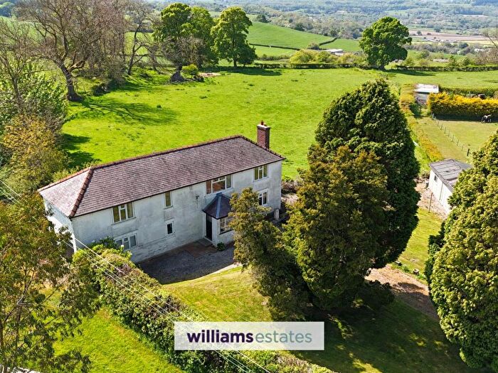 3 Bedroom Detached House For Sale In Pentre Celyn, Ruthin, LL15