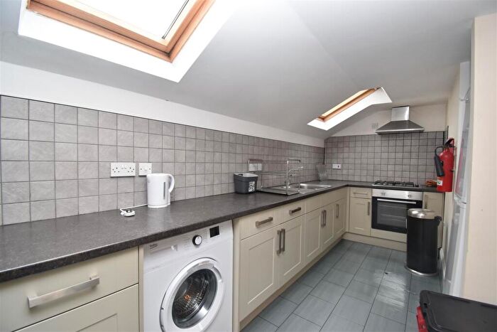 5 Bedroom Apartment To Rent In A, Clarendon Street, Leamington Spa, CV32