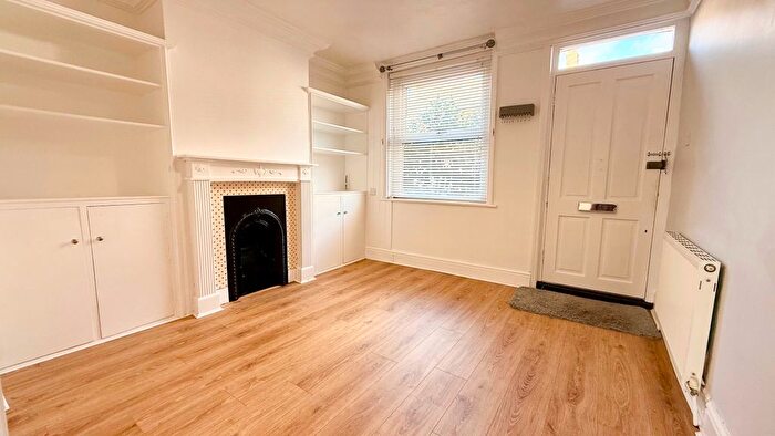 2 Bedroom Terraced House To Rent In South Primrose Hill, Chelmsford, CM1