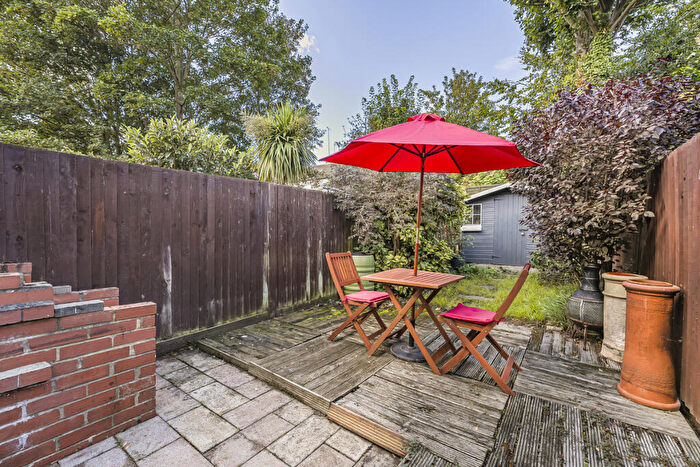 2 Bedroom Terraced House For Sale In Spring Vale South, Dartford, DA1