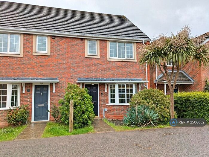 3 Bedroom Semi-Detached House To Rent In Caspian Close, Fishbourne, Chichester, PO18