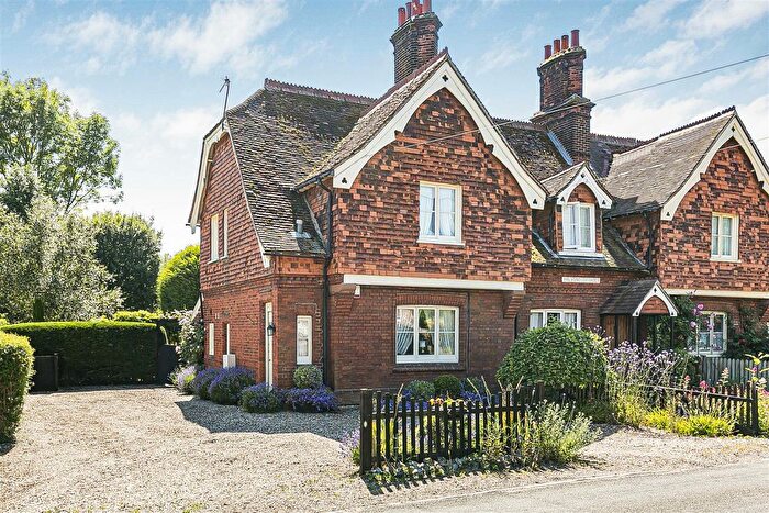 3 Bedroom End Of Terrace House For Sale In Cappell Lane, Stanstead Abbotts, Ware, SG12