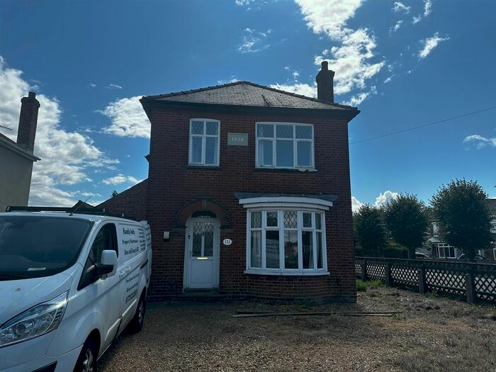 3 Bedroom Property To Rent In Robingoodfellows Lane, March, PE15