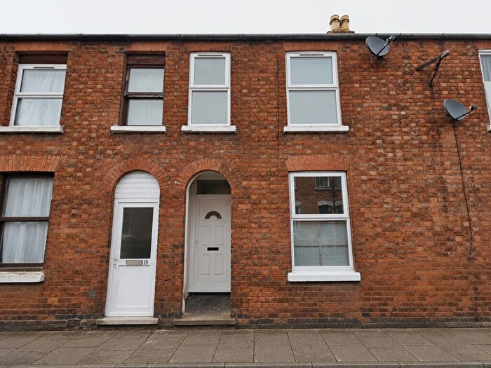 3 Bedroom House To Rent In Wood Street, Kettering, NN16