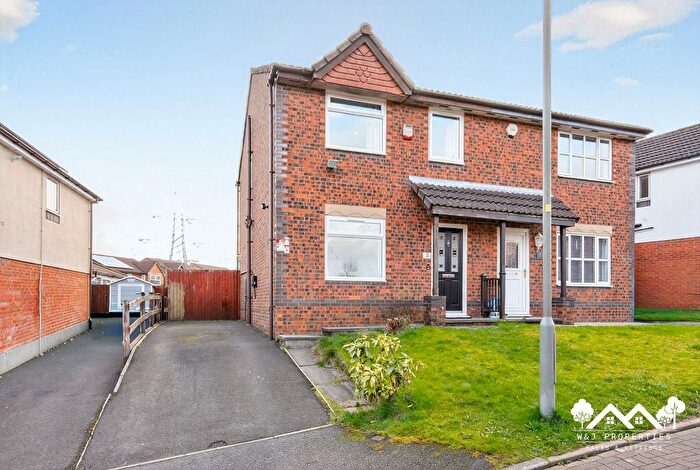 3 Bedroom Semi Detached House For Sale In Leeward Close, Lower Darwen, Darwen, BB3